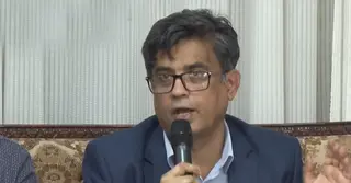 ডিসেম্বরের মধ্যে নির্বাচনের সব প্রস্তুতি নিতে নির্দেশ প্রধান উপদেষ্টার